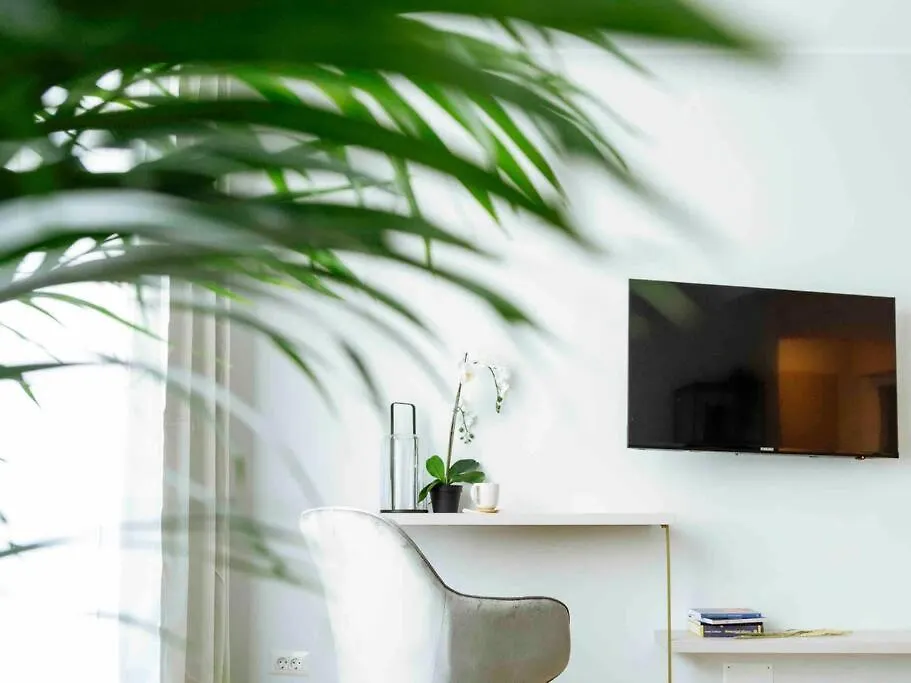 Sunny Large Flat - Top Location - Charming Balcony 부쿠레슈티 루마니아