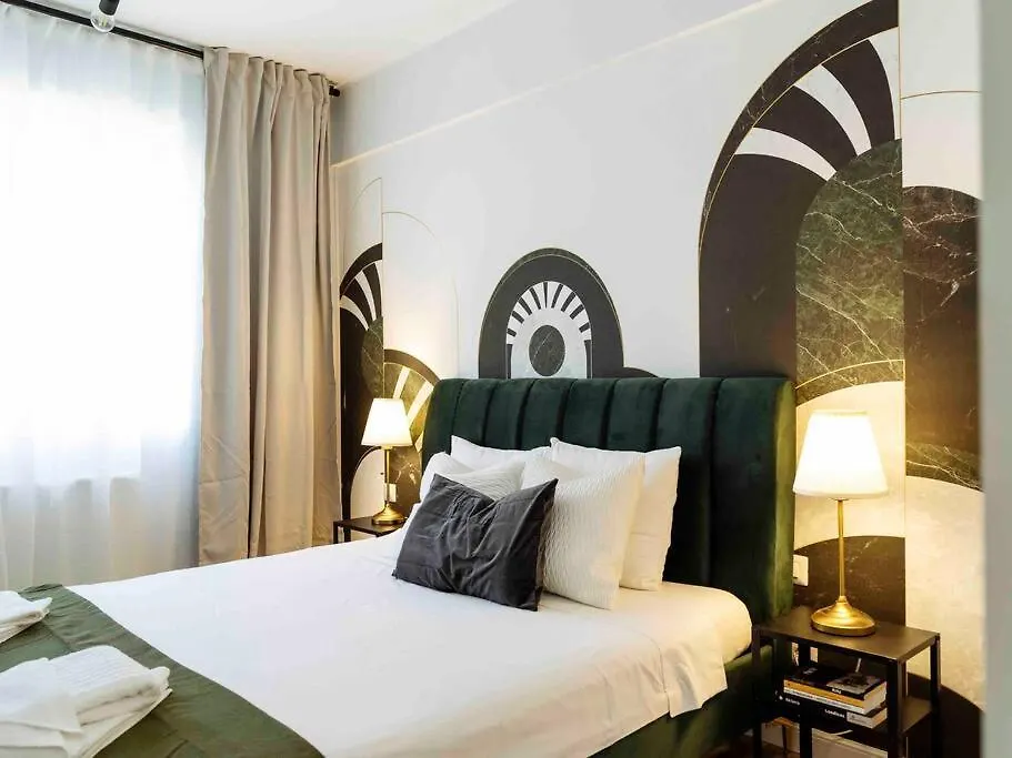 아파트 Sunny Large Flat - Top Location - Charming Balcony 부쿠레슈티 루마니아