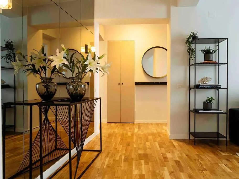 Sunny Large Flat - Top Location - Charming Balcony Bucarest Roumanie